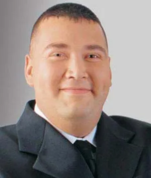 Oлег Жуков (певец)