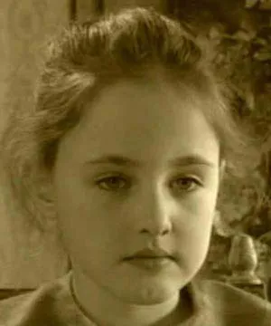 Ася Аленикова