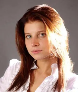 Алёна Артёмова