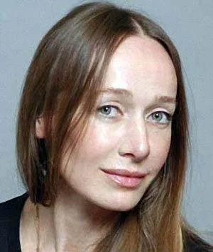 Лариса Богословская