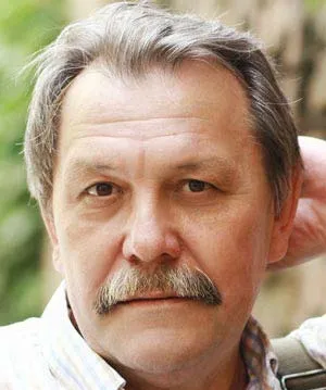 Виктор Власов (актер)