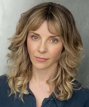 София Ди Мартино (Sophia Di Martino)