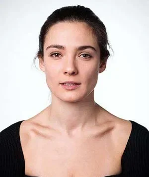 Лорина Камбурова (Lorina Kamburova)