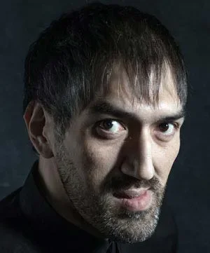 Гарик Айвазов