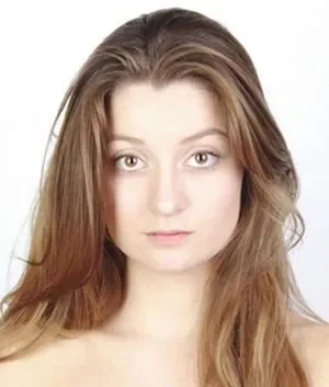 Александра Аронс