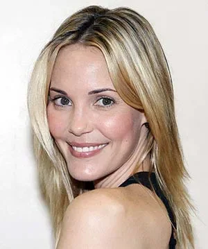Лесли Бибб (Leslie Bibb)