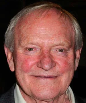 Джулиан Гловер (Julian Glover)