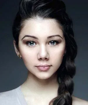Александра Жарова