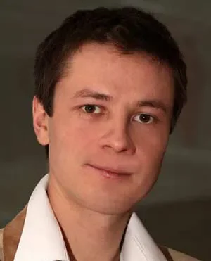 Илья Древнов